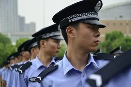 公安局的一级警员和四级警员有什么不同？