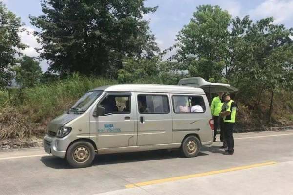 山东交警曝光20辆面包车“违法大户”，这些车存在哪些违法行为？