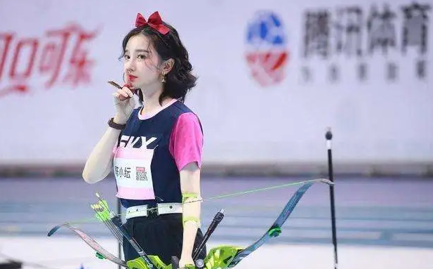 陈小纭在什么节目中获得女子射箭冠军？