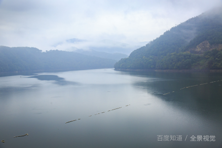 遥望洞庭山水色的下一句是什么