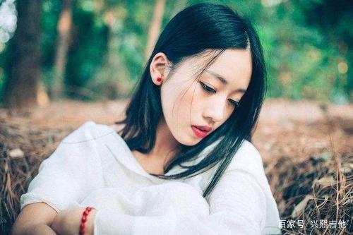 前女友有了男朋友，我有点难受，该如何让自己释怀？