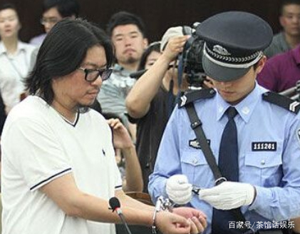 20年前，她被高晓松和汪峰抛弃后上吊自杀写下了遗书，她是谁？